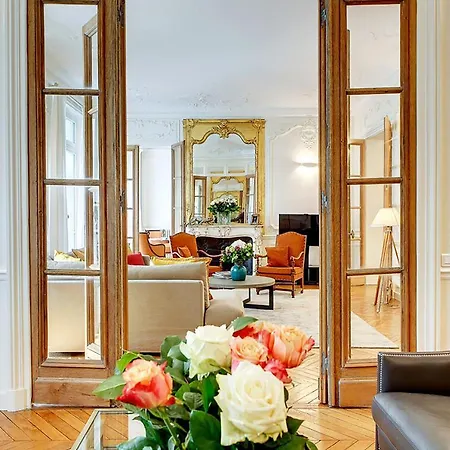 Luxurious Boulevard Saint Germain , 7eme Apartamento París
