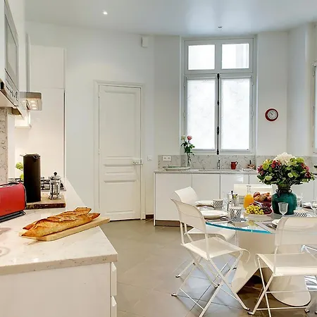 Apartamento Luxurious Boulevard Saint Germain , 7eme París