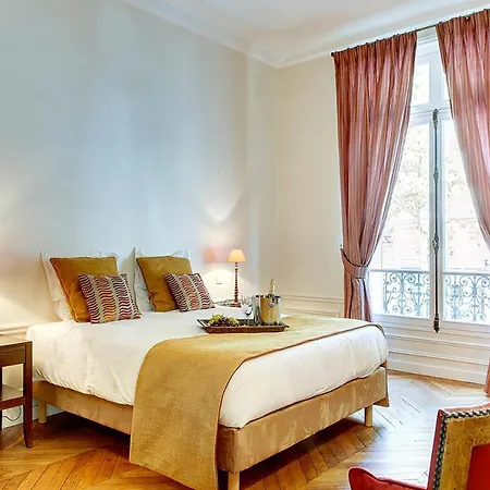 Apartamento Luxurious Boulevard Saint Germain , 7eme *