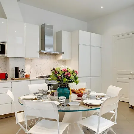 Luxurious Boulevard Saint Germain , 7eme *