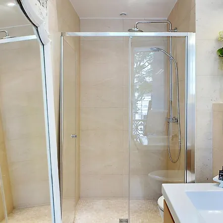 Apartamento Luxurious Boulevard Saint Germain , 7eme *