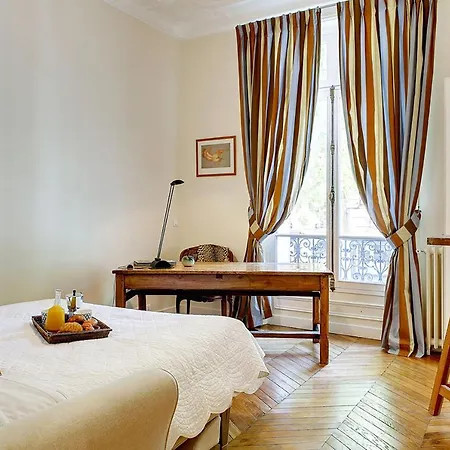 Luxurious Boulevard Saint Germain , 7eme Apartamento París