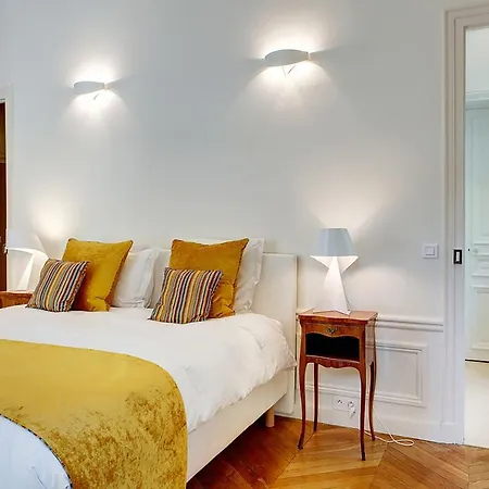 Luxurious Boulevard Saint Germain , 7eme *