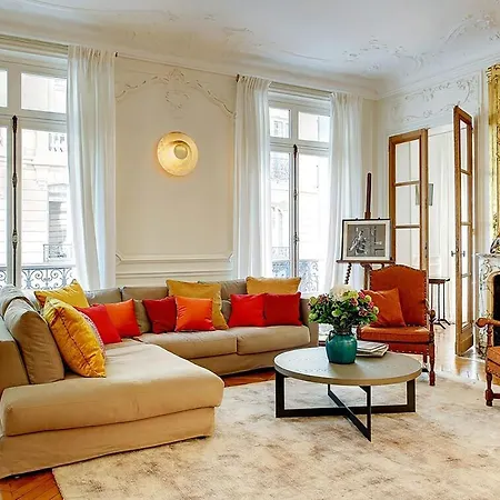 Luxurious Boulevard Saint Germain , 7eme
