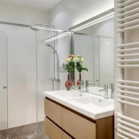 Luxurious Boulevard Saint Germain , 7eme Apartment Paris